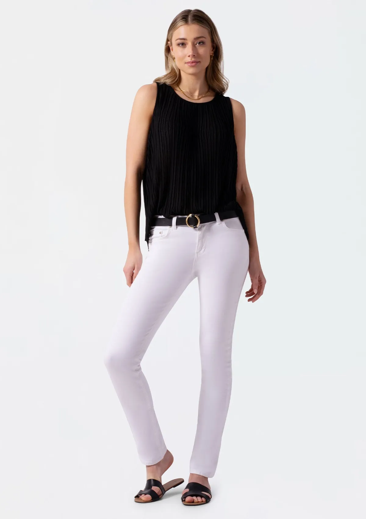 Aspen Y White Mid Rise Slim Straight Jean