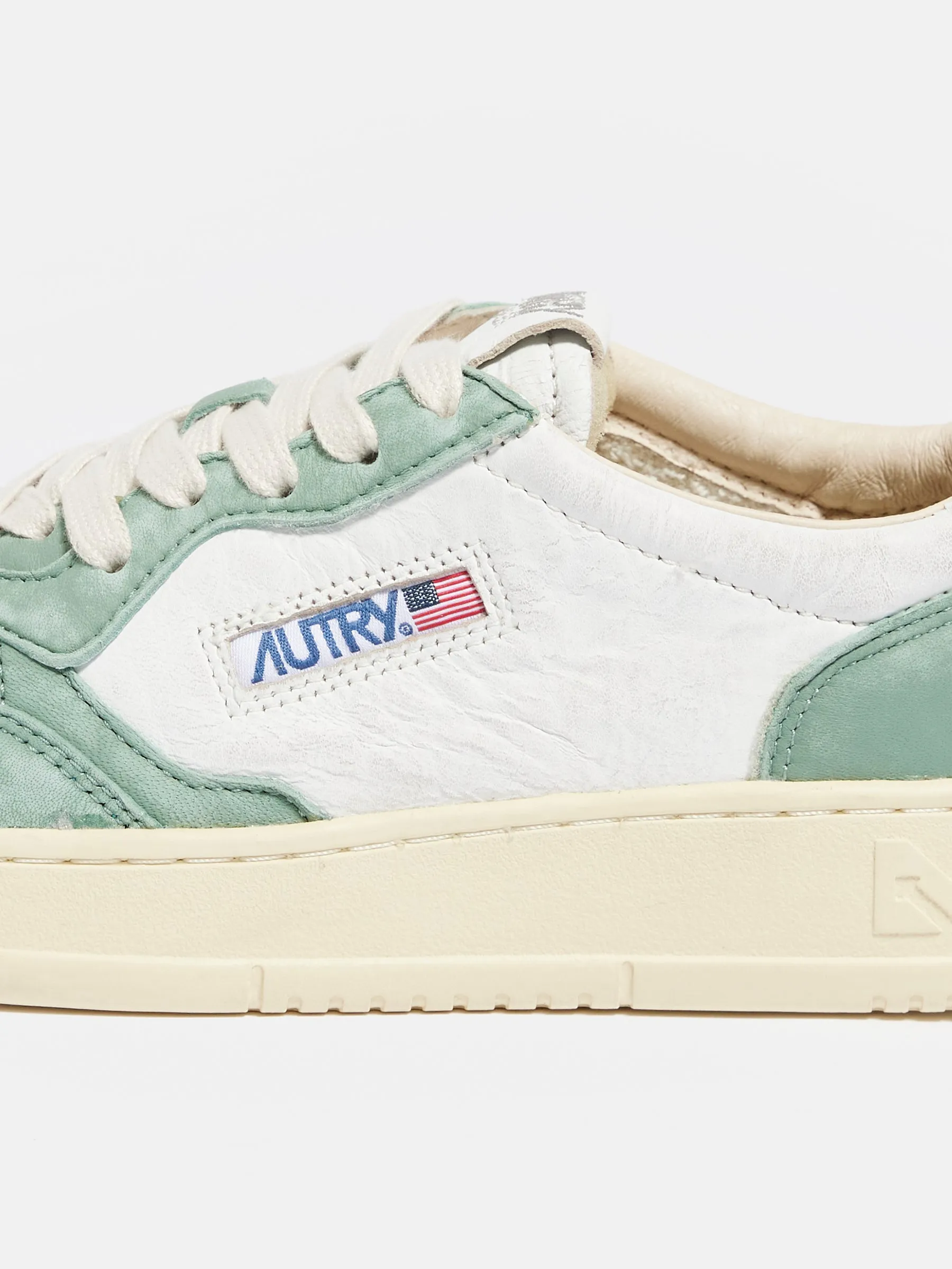 AUTRY | MEDALIST LOW SNEAKERS FOR WOMEN