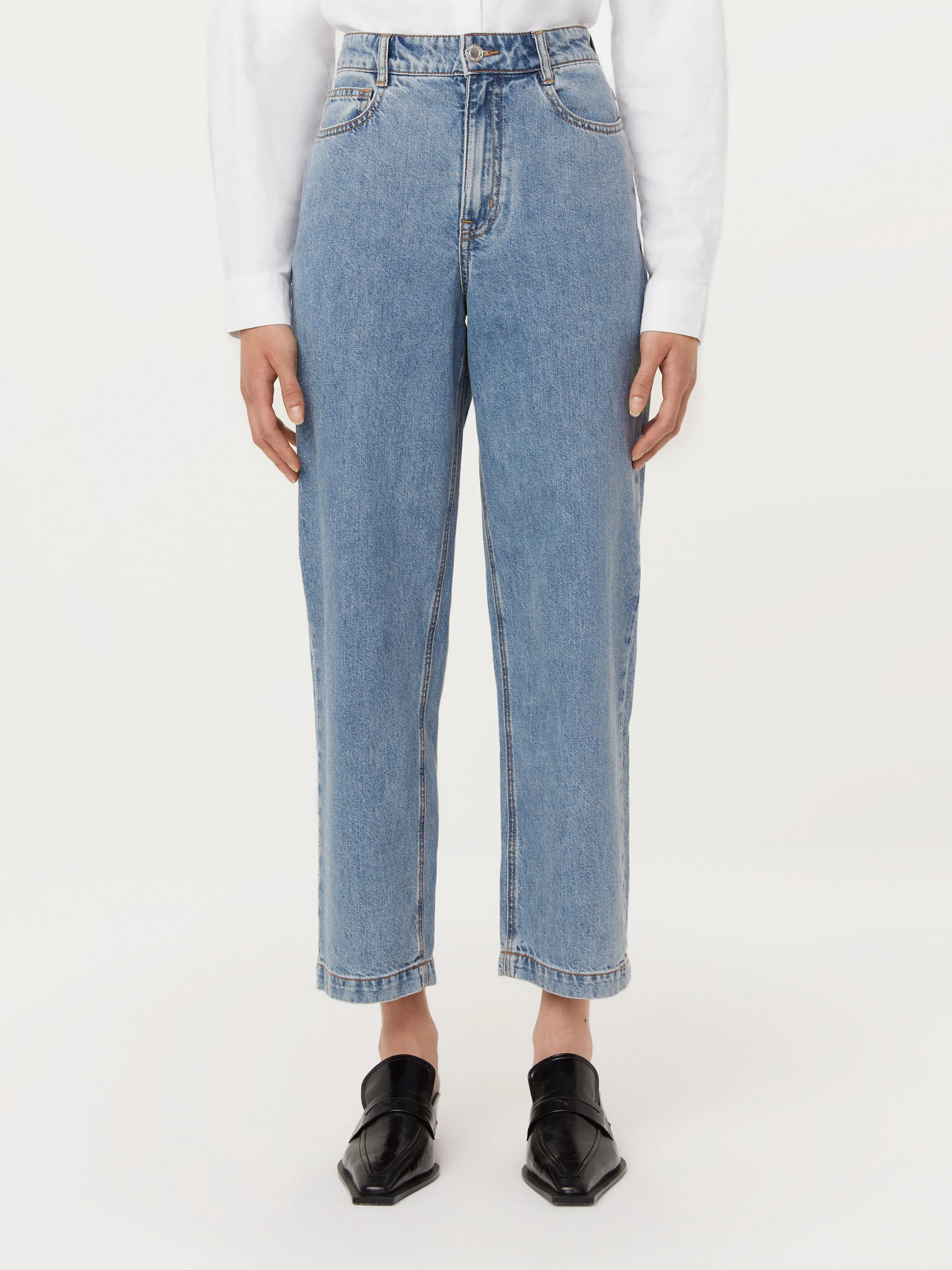 The Janis Wide Balloon Jean in Light Wash