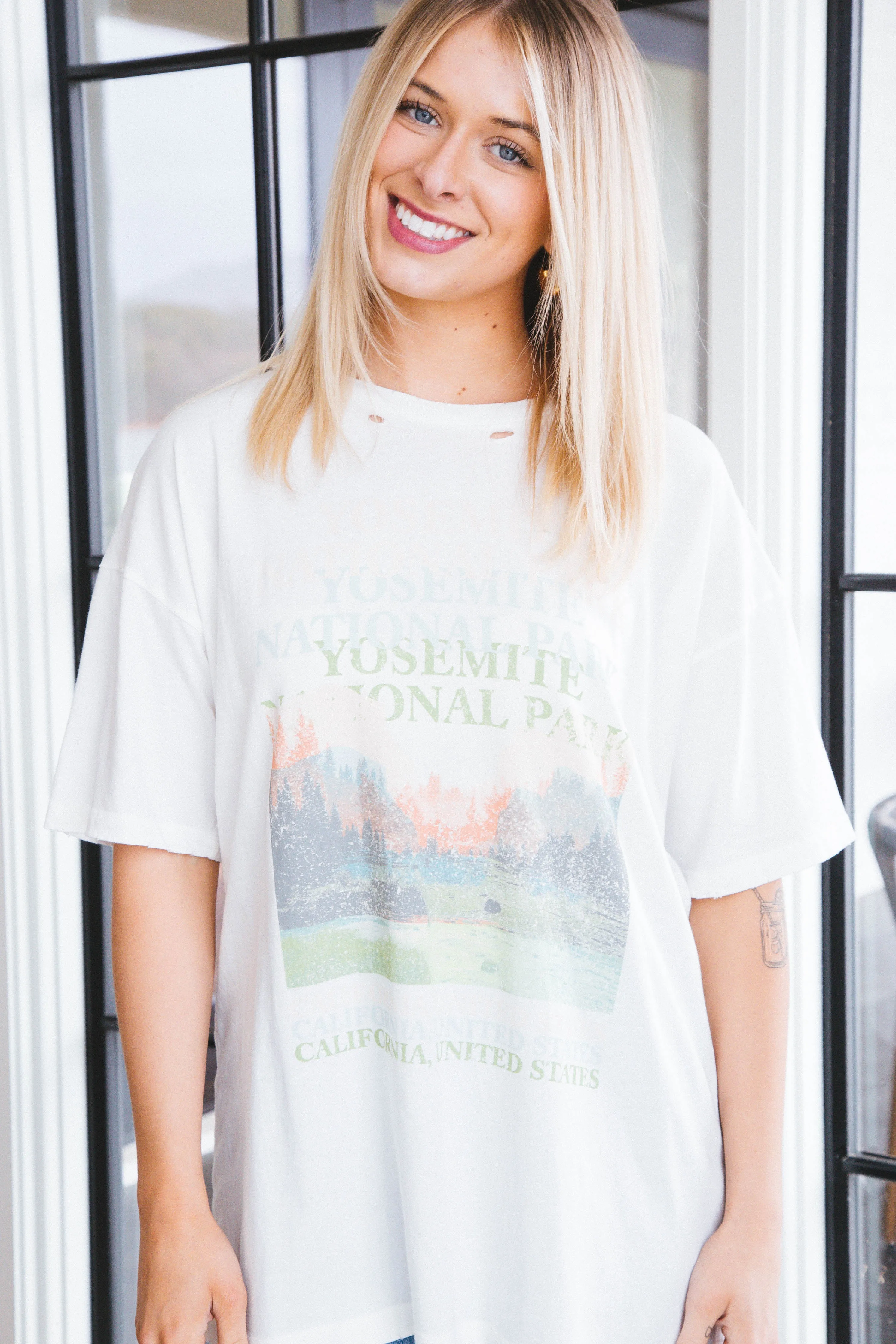 Yosemite Distressed Tee, Ivory